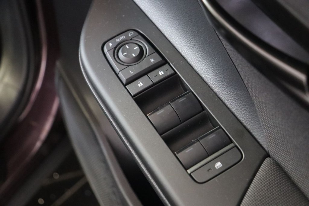 Used Toyota C-HR 2025 for sale - 76291947: Photo 31