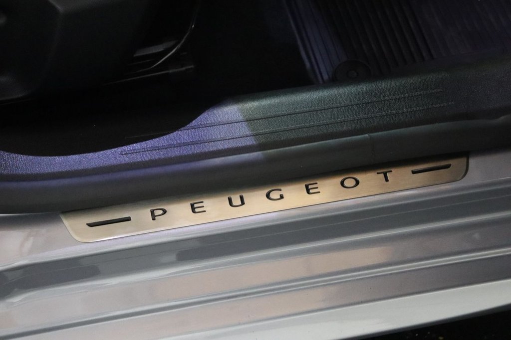 Used Peugeot E-208 2023 for sale - 75745944: Photo 34