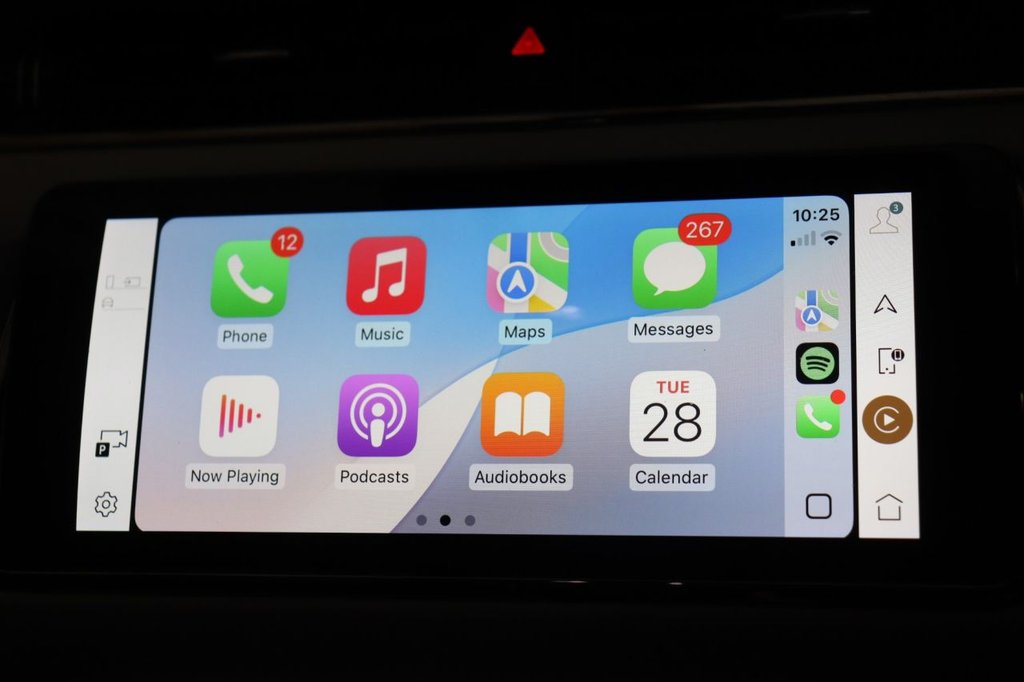 Used Land Rover Range Rover Evoque 2022 for sale - 76372422: Photo 2