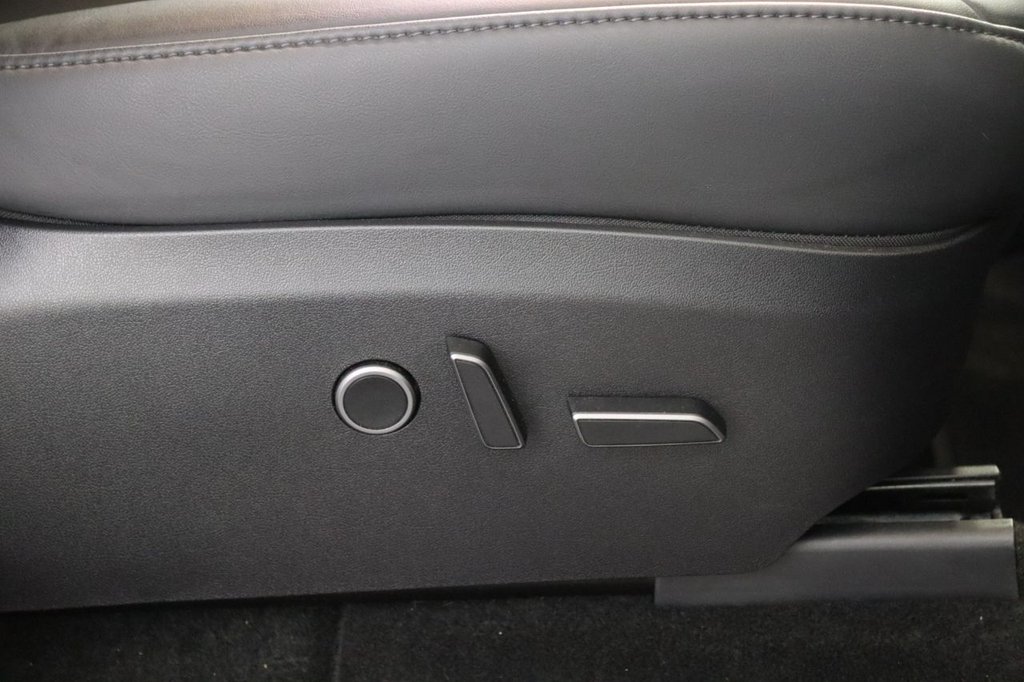 Used Tesla Model Y 2024 for sale - 77218504: Photo 35