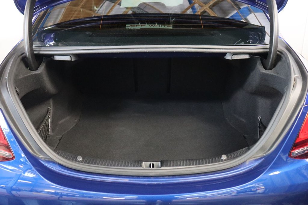 Used Mercedes-Benz C Class 2020 for sale - 76632334: Photo 22