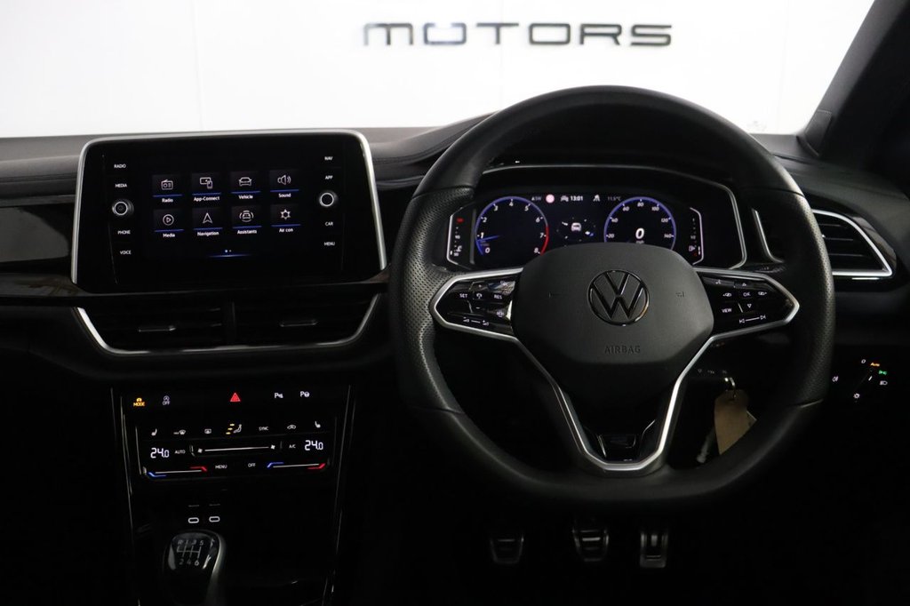Used Volkswagen T-Roc 2023 for sale - 77080480: Photo 14