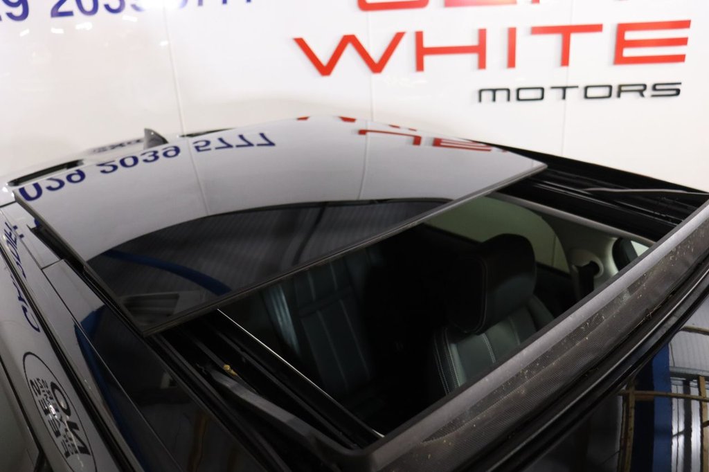 Used Land Rover Range Rover Velar 2022 for sale - 77161786: Photo 2