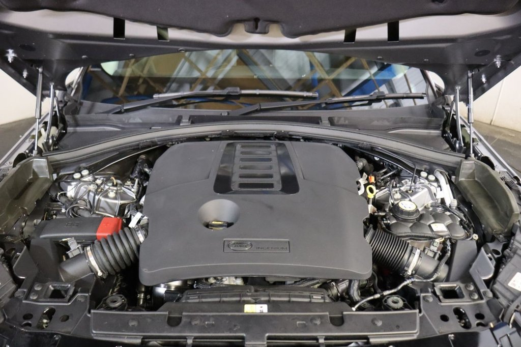 Used Land Rover Range Rover Velar 2022 for sale - 77161786: Photo 9