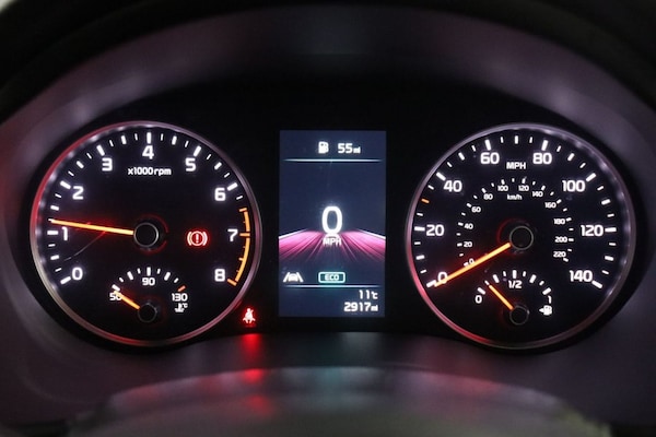 Used Kia Stonic 2023 for sale - 73726536: Photo 28