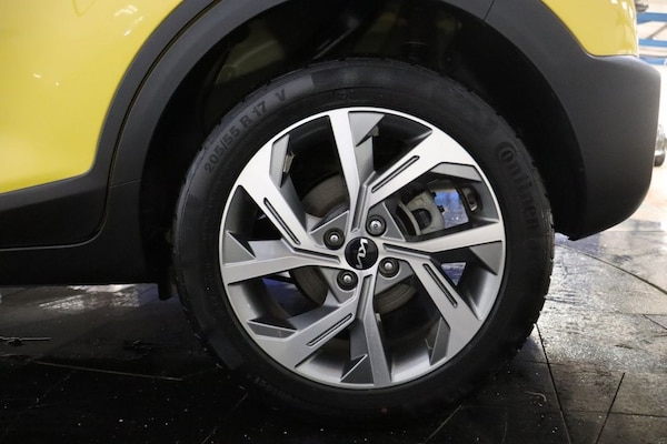 Used Kia Stonic 2023 for sale - 73726536: Photo 38