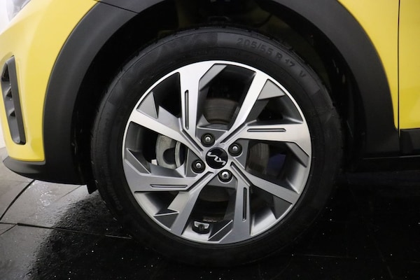 Used Kia Stonic 2023 for sale - 73726536: Photo 39