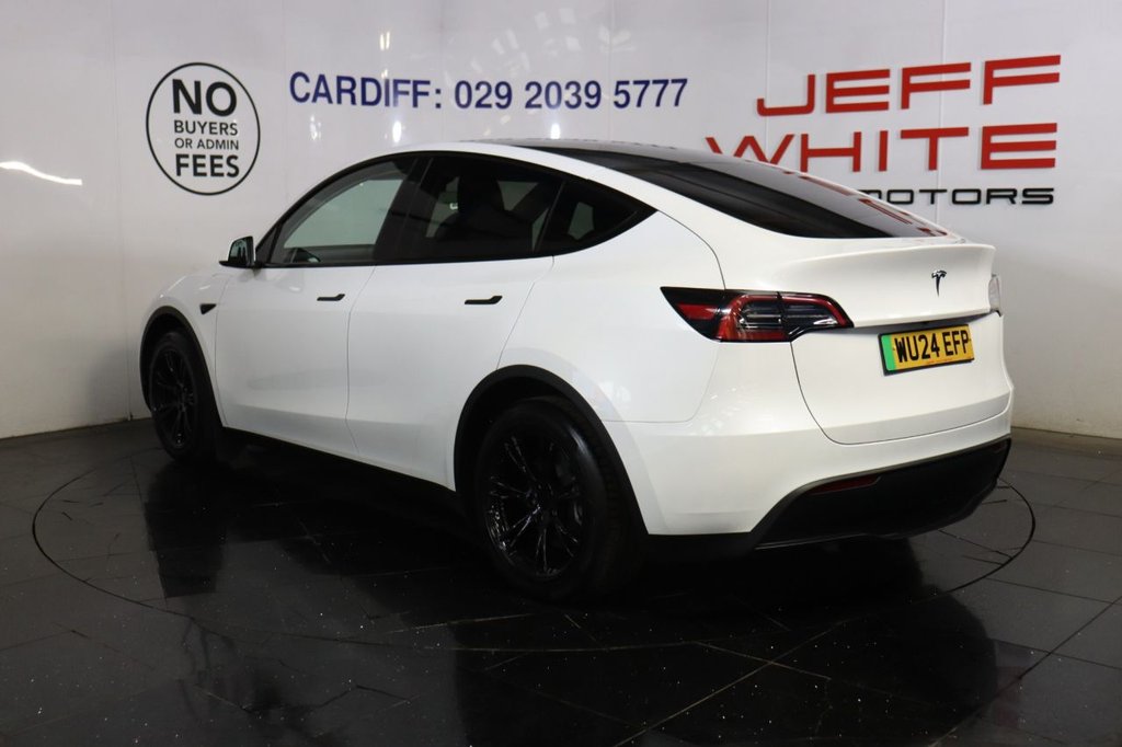 Used Tesla Model Y 2024 for sale - 76345885: Photo 5