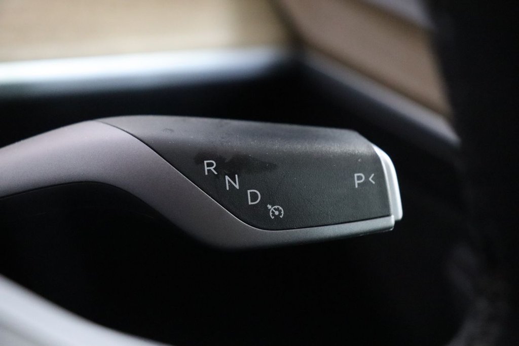 Used Tesla Model Y 2024 for sale - 76350640: Photo 32