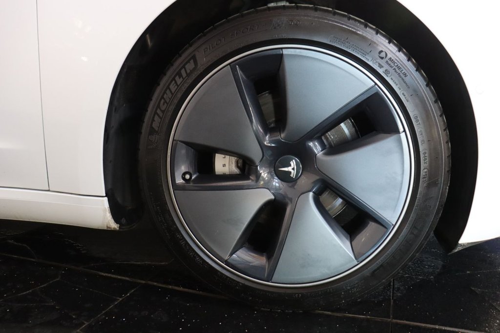 Used Tesla Model 3 2021 for sale - 76731250: Photo 30