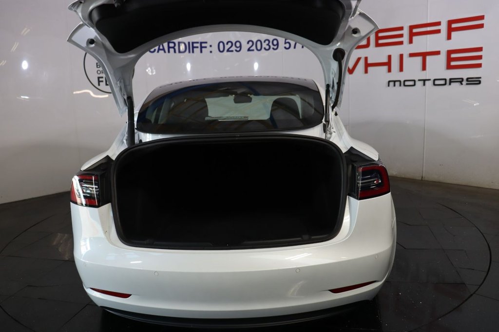 Used Tesla Model 3 2021 for sale - 76731250: Photo 8