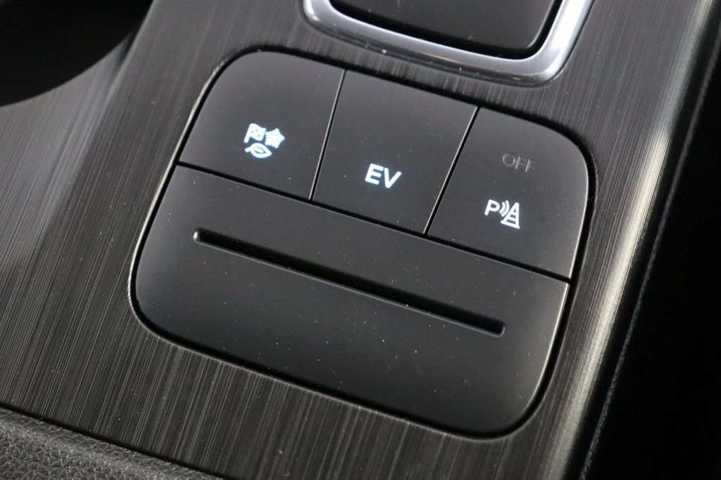 Used Ford Kuga 2023 for sale - 76163476: Photo 31