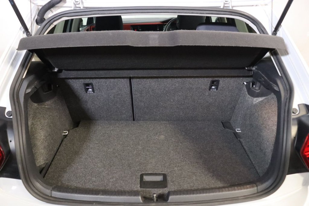 Used Volkswagen Polo 2018 for sale - 77263107: Photo 19