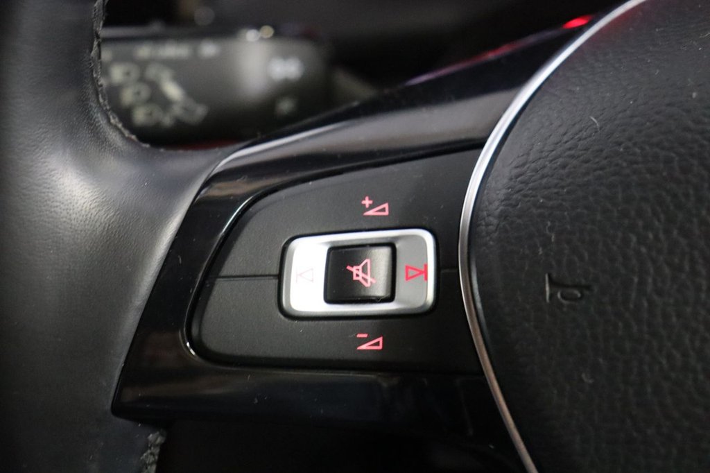 Used Volkswagen Polo 2018 for sale - 77263107: Photo 24