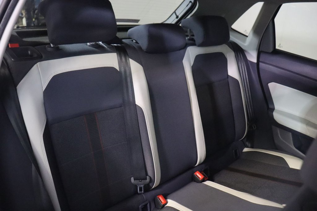 Used Volkswagen Polo 2018 for sale - 77263107: Photo 28