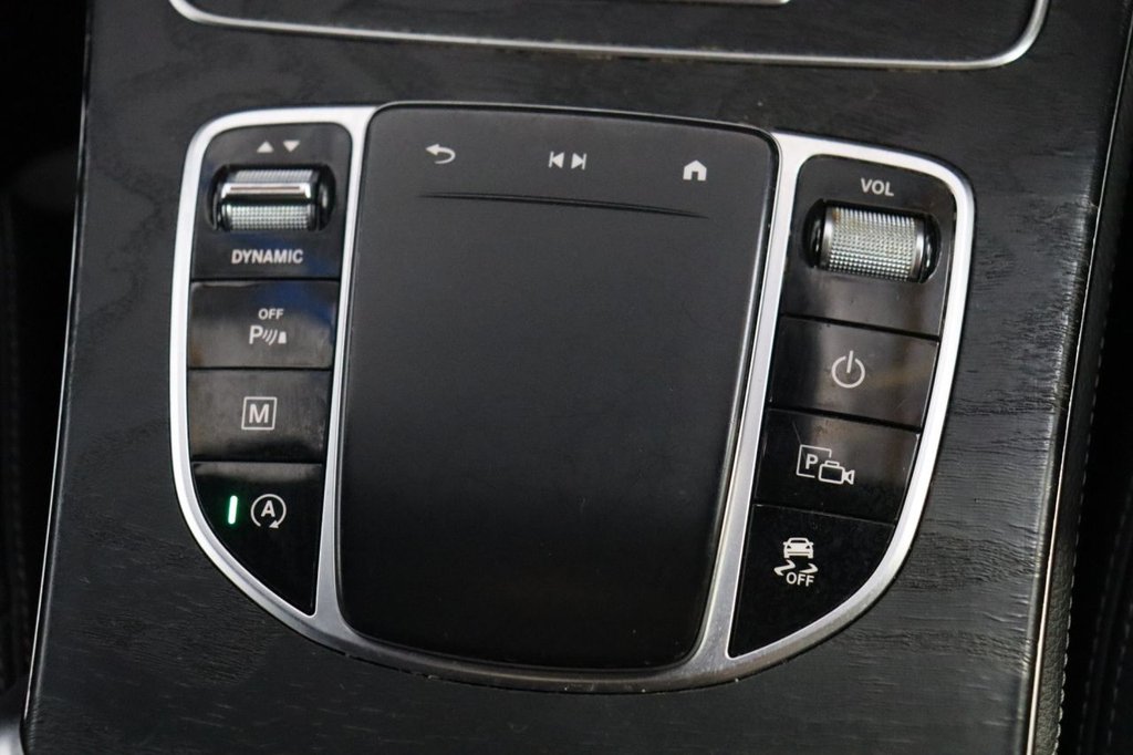 Used Mercedes-Benz GLC 2020 for sale - 76909740: Photo 35