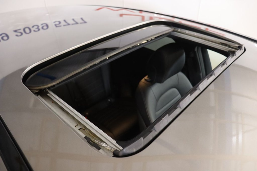 Used Mercedes-Benz EQC 2021 for sale - 76280219: Photo 2