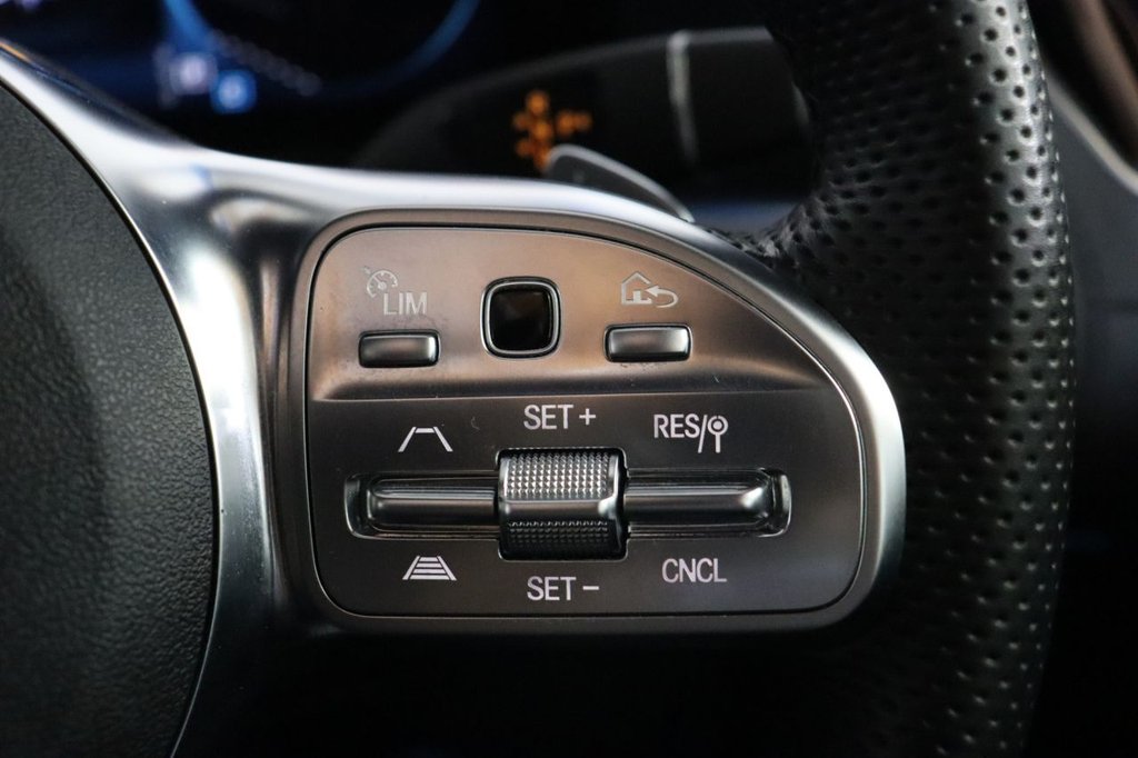 Used Mercedes-Benz EQC 2021 for sale - 76280219: Photo 34