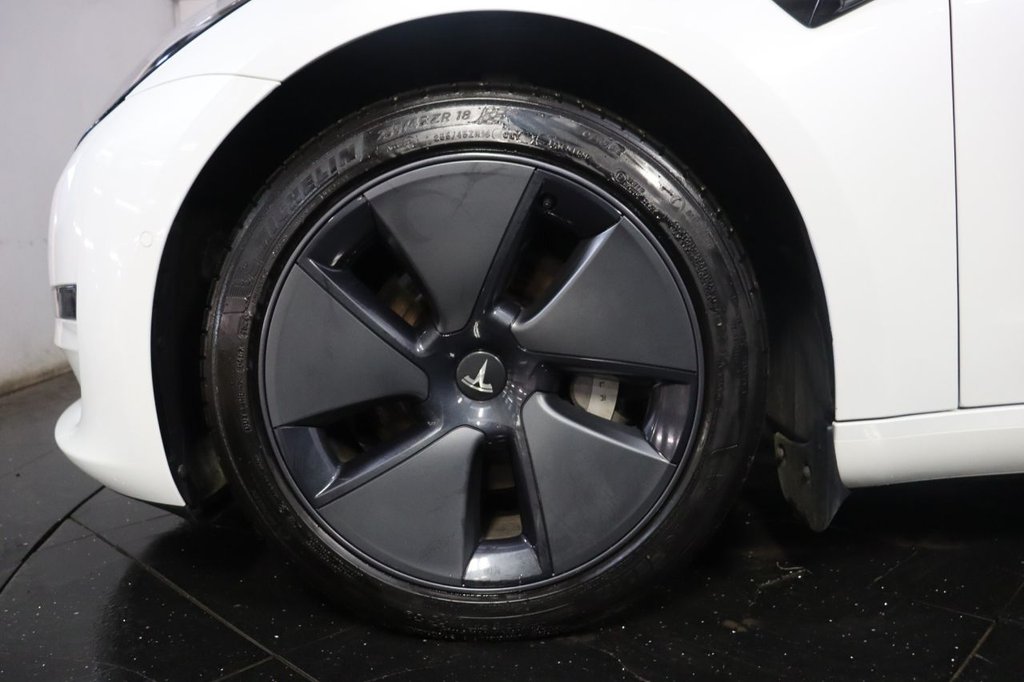 Used Tesla Model 3 2021 for sale - 76148120: Photo 11