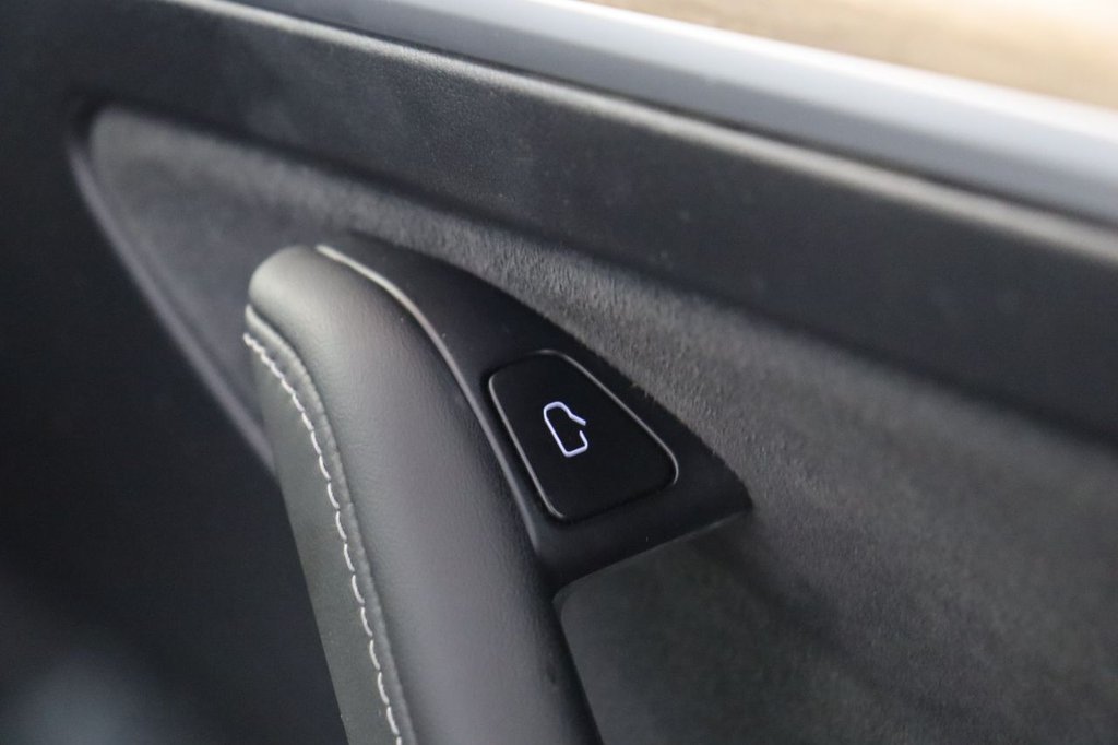 Used Tesla Model 3 2021 for sale - 76148120: Photo 16