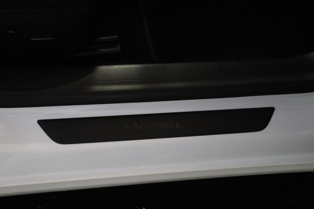 Used Tesla Model 3 2021 for sale - 76148120: Photo 17