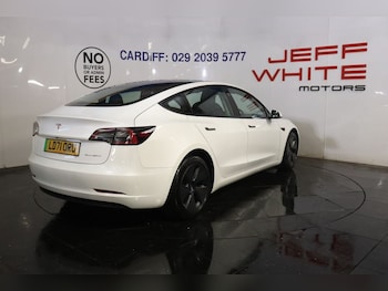 Used Tesla Model 3 2021 for sale - 76148120: Photo 2