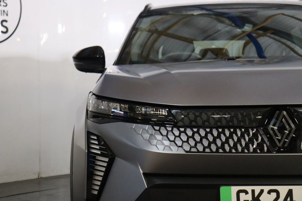 Used Renault Scenic E-Tech 2024 for sale - 76590914: Photo 11