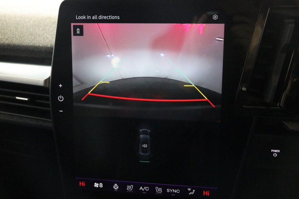 Used Renault Scenic E-Tech 2024 for sale - 76590914: Photo 2