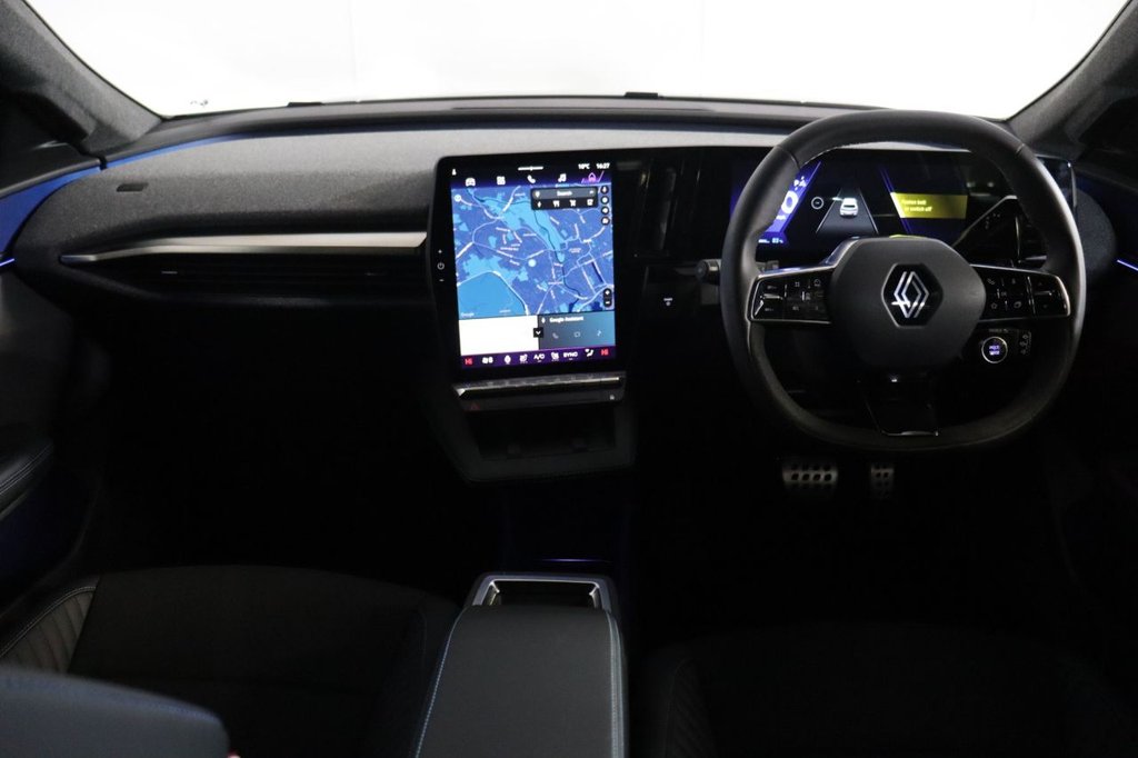 Used Renault Scenic E-Tech 2024 for sale - 76590914: Photo 3