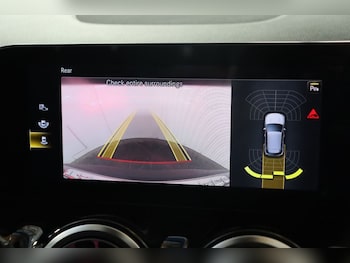Used Mercedes-Benz EQA 2022 for sale - 75462257: Photo