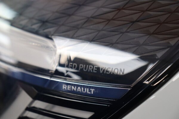 Used Renault Clio 2023 for sale - 75801468: Photo 15