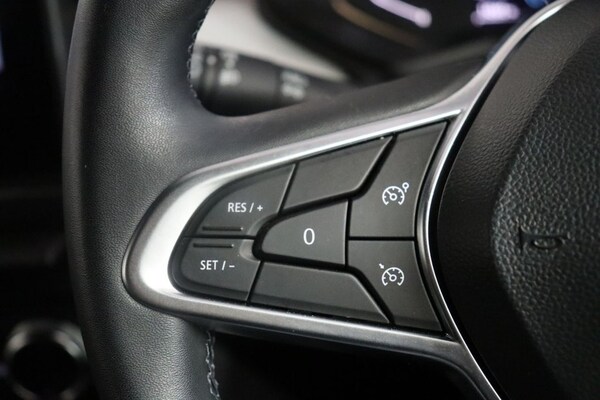 Used Renault Clio 2023 for sale - 75801468: Photo 26