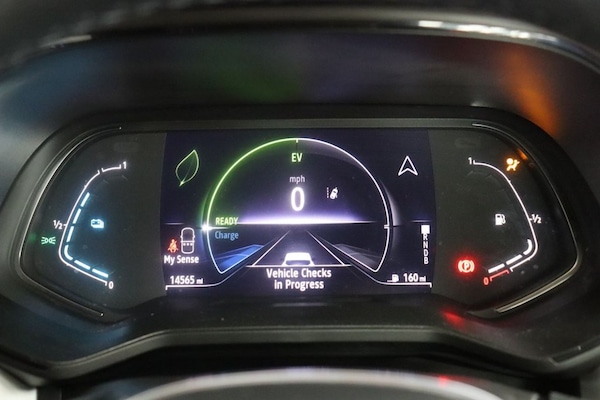 Used Renault Clio 2023 for sale - 75801468: Photo 28