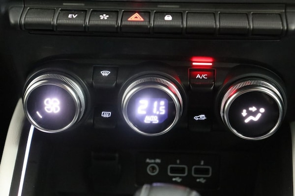 Used Renault Clio 2023 for sale - 75801468: Photo 29