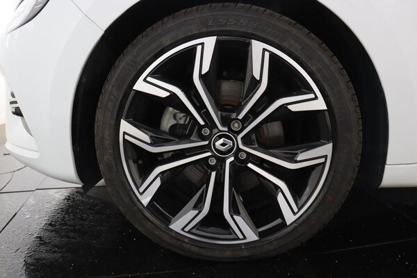 Used Renault Clio 2023 for sale - 75801468: Photo 35