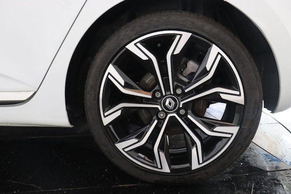 Used Renault Clio 2023 for sale - 75801468: Photo 36