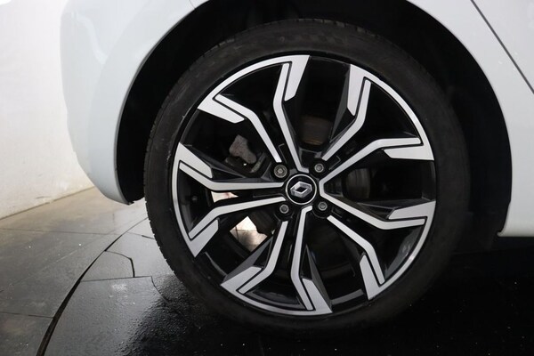 Used Renault Clio 2023 for sale - 75801468: Photo 38