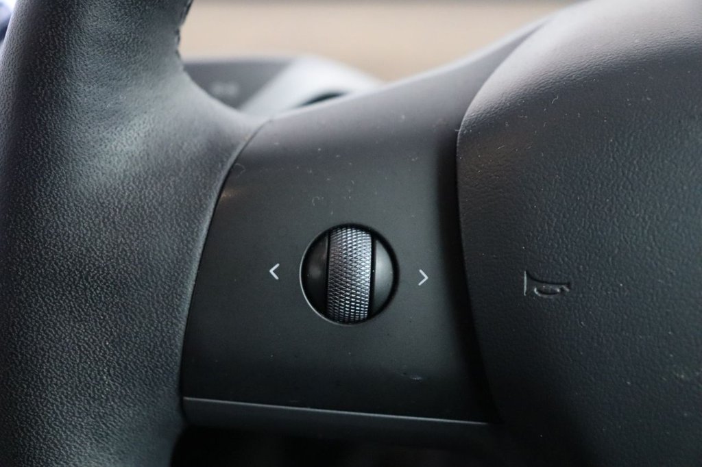 Used Tesla Model 3 2021 for sale - 76019211: Photo 27