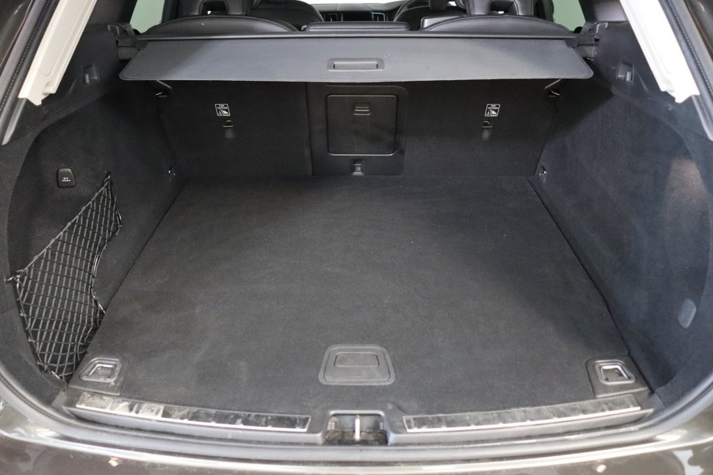 Used Volvo XC60 2021 for sale - 75998604: Photo 12