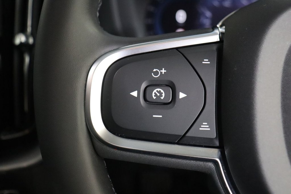 Used Volvo XC60 2021 for sale - 75998604: Photo 27