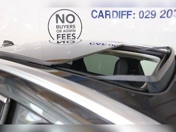 Used Volvo XC60 2021 for sale - 75998604: Photo 2