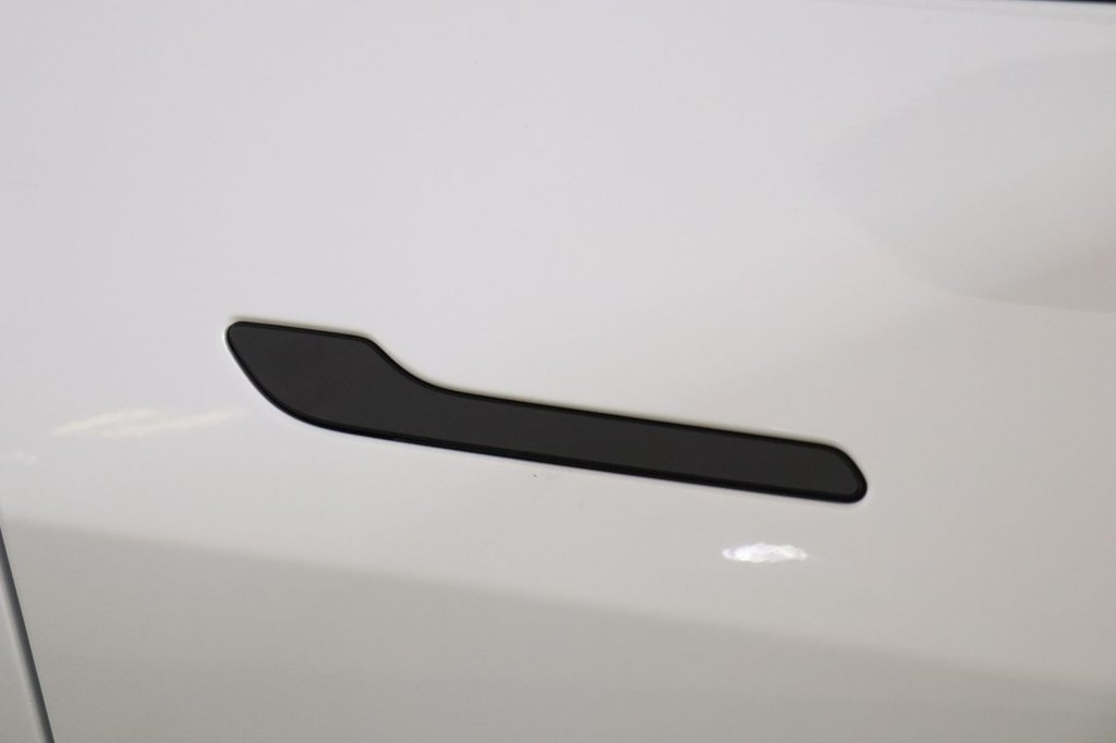 Used Tesla Model Y 2024 for sale - 77302129: Photo 17