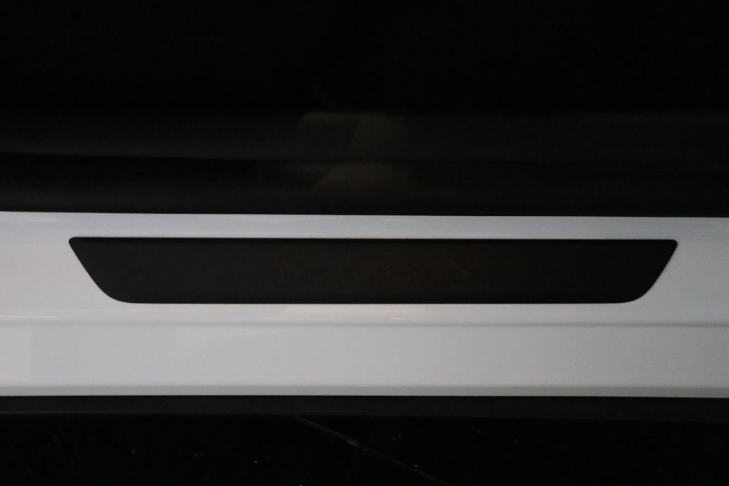 Used Tesla Model Y 2024 for sale - 77302129: Photo 23