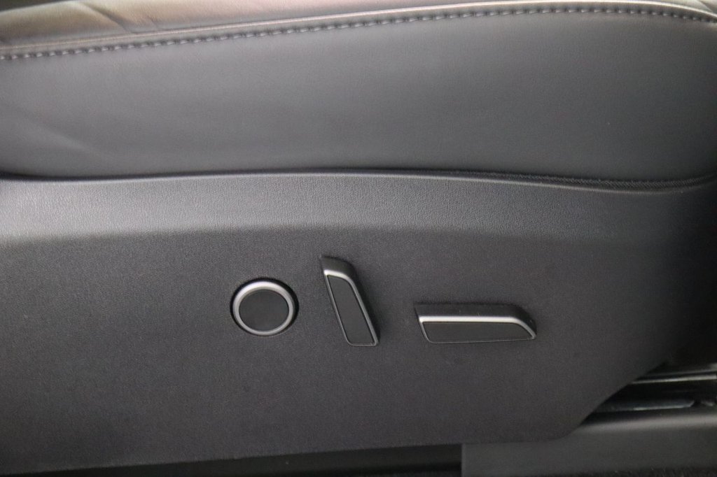 Used Tesla Model Y 2024 for sale - 77302129: Photo 24