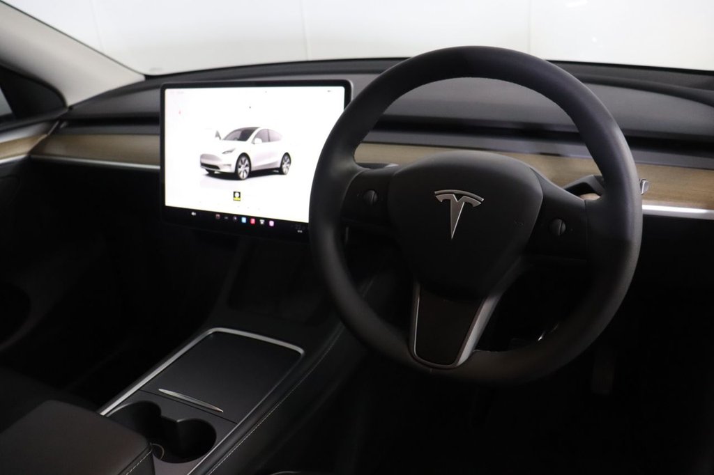 Used Tesla Model Y 2024 for sale - 77302129: Photo 30