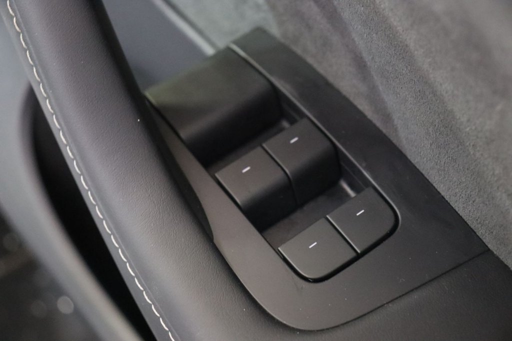 Used Tesla Model Y 2024 for sale - 77302129: Photo 36