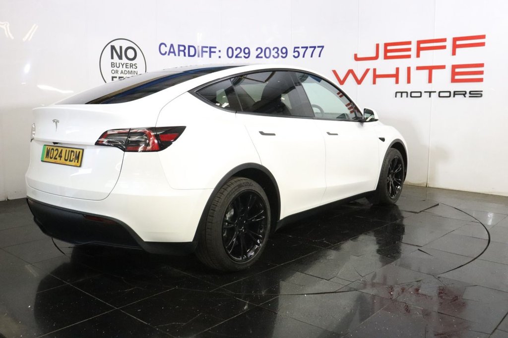 Used Tesla Model Y 2024 for sale - 77302129: Photo 5