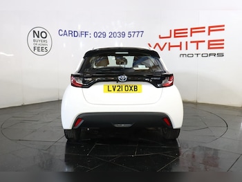 Used Toyota Yaris 2021 for sale - 77563962: Photo