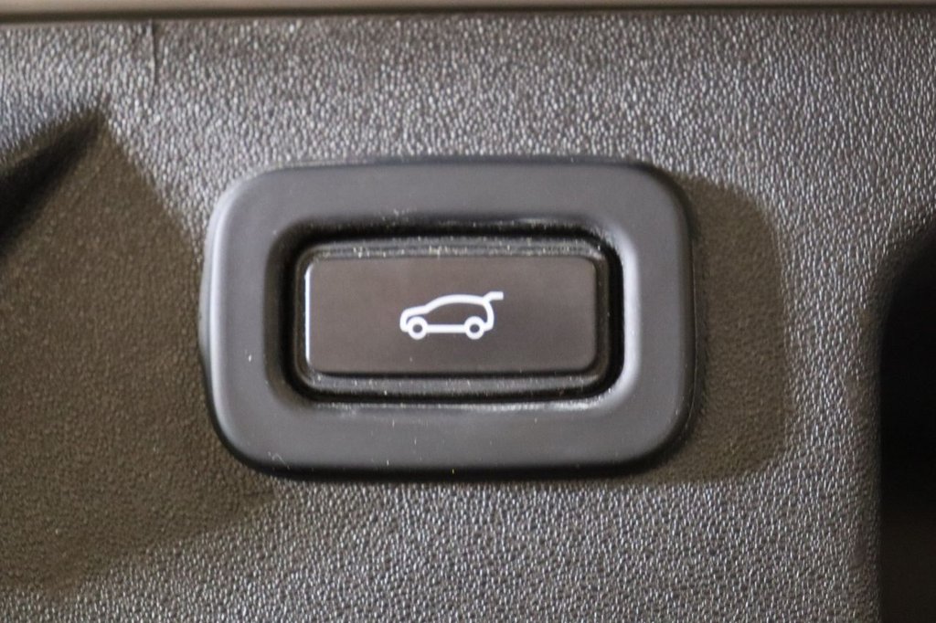 Used Land Rover Discovery Sport 2020 for sale - 76923972: Photo 33