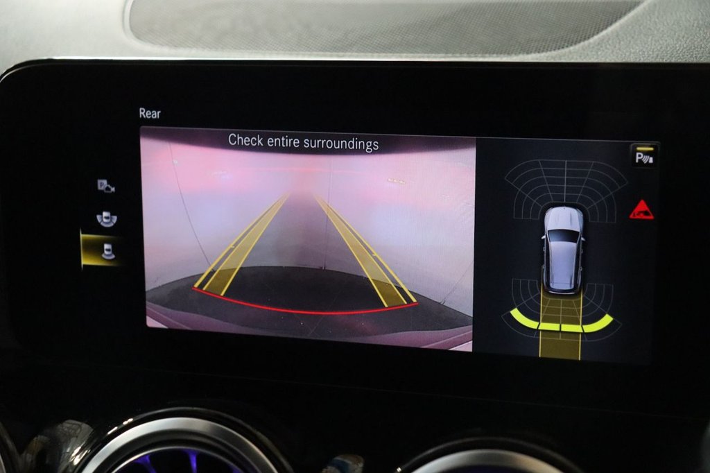 Used Mercedes-Benz EQB 2022 for sale - 76350521: Photo 8